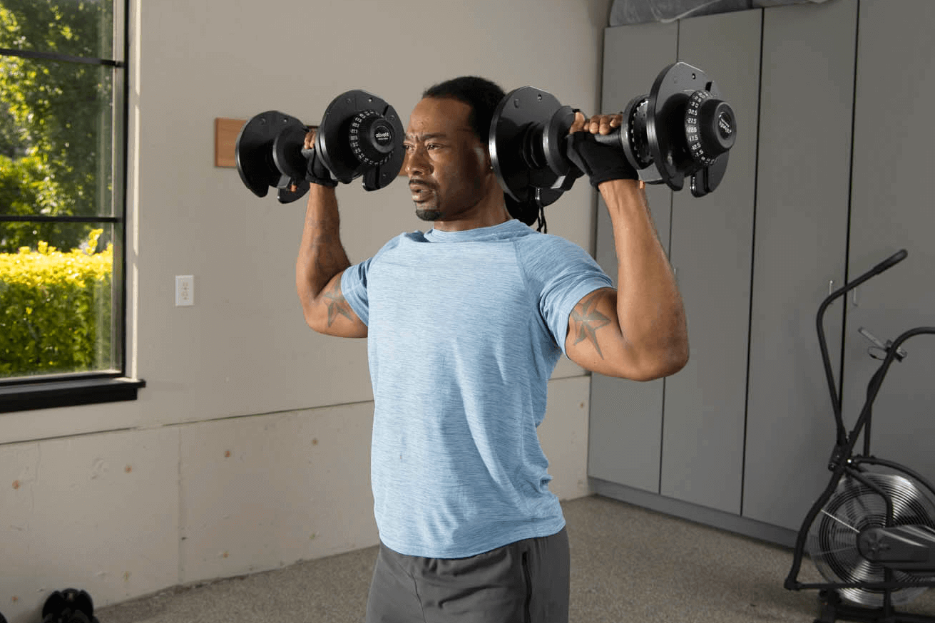 Barbell vs Dumbbell Bench Press: Which Builds More Muscle Mass?