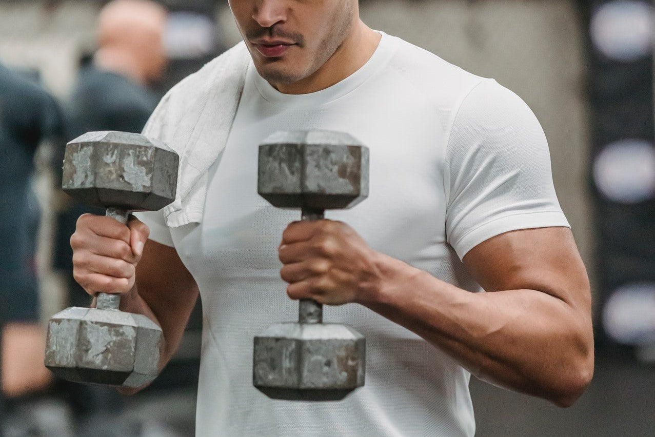 Strength Training: Amazing Benefits and 4 Easy-to-do Exercises