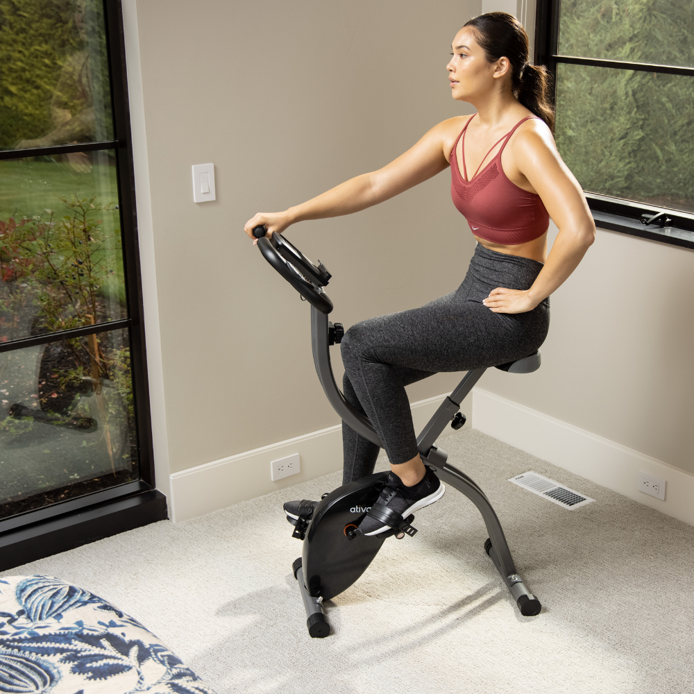 F8 Foldable Exercise Bike w. Health Monitor